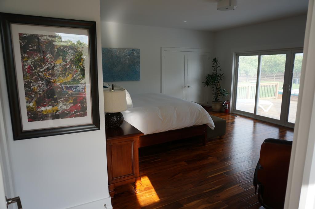 On The 6 Bed And Breakfast Niagara-on-the-Lake Номер фото