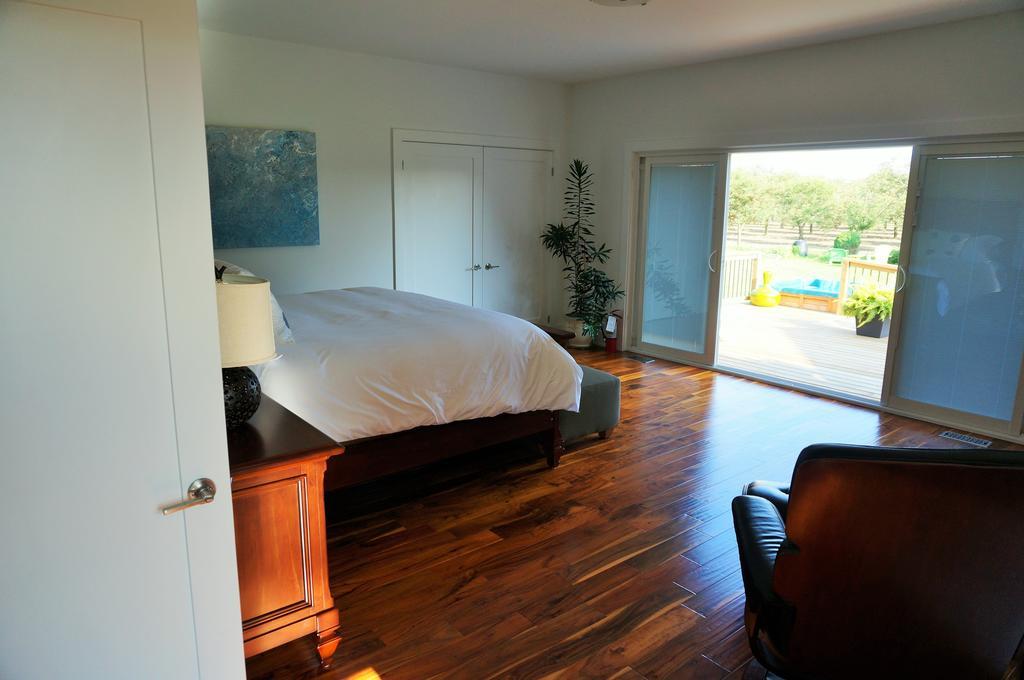 On The 6 Bed And Breakfast Niagara-on-the-Lake Номер фото
